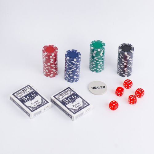 Покер в металлическом кейсе (карты 2 колоды, фишки 100 шт., без номин, 5 кубиков), 20 х 20 см
