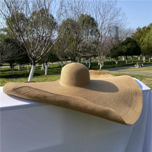 Шляпа женская с широкими полями