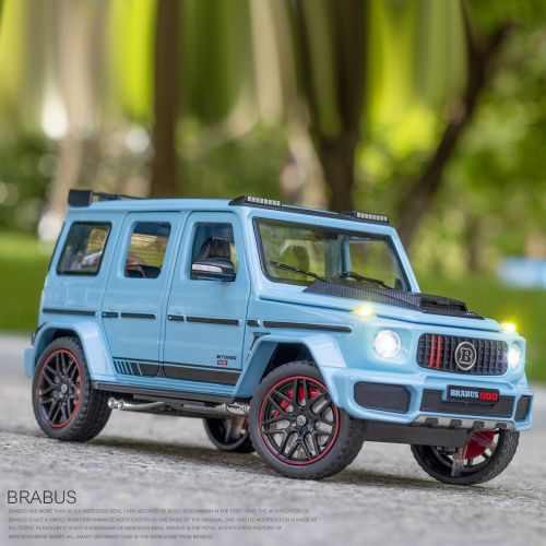 Машинка металлическая коллекционная Mercedes-Benz G-Class Brabus 800 1:24