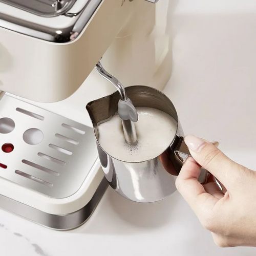 Кофеварка, кофемашина рожковая c капучинатором Espresso maker CM3120