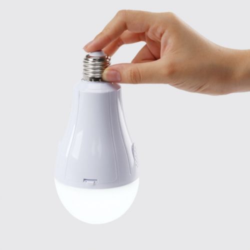 Отдел 2. LED 12 ватт лампочка с аккумулятором для повседневного и аварийного освещения