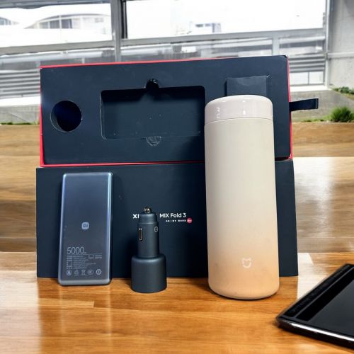 Набор от Xiaomi Powerbank, Автомобильная зарядка, Термос